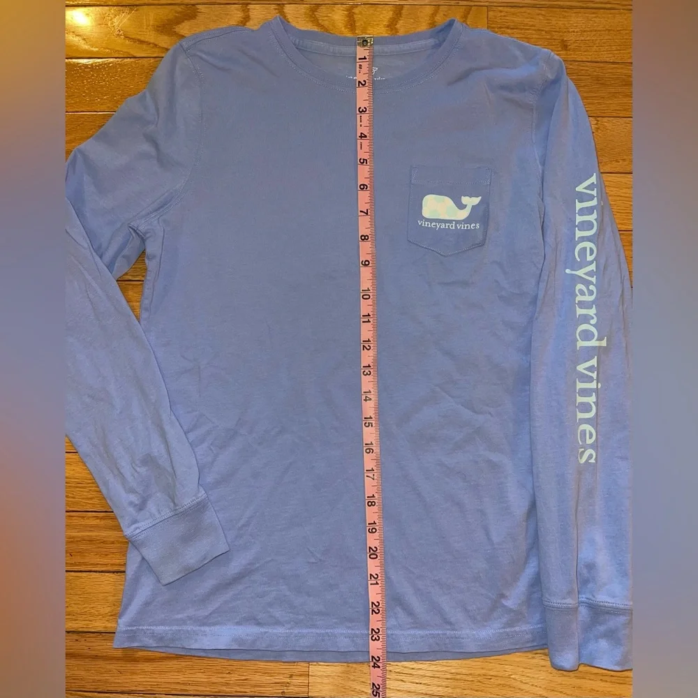 VINEYARD VINES Blue Soccer Whale Long Sleeve Pocket T-Shirt Women’s XS - Picture 3 of 5